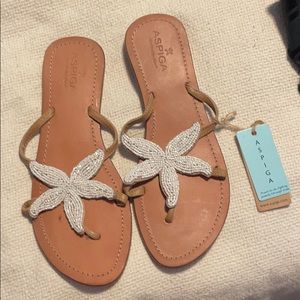 Aspiga leather sandal - NWT